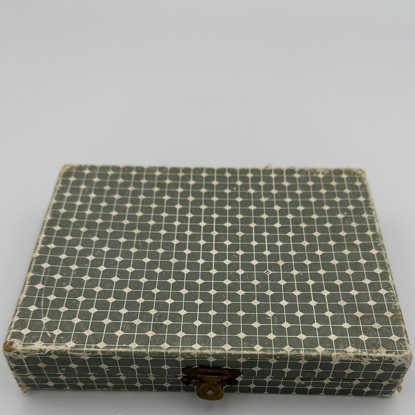 1970s pegged travel set with wooden board and geometric pattern wood case