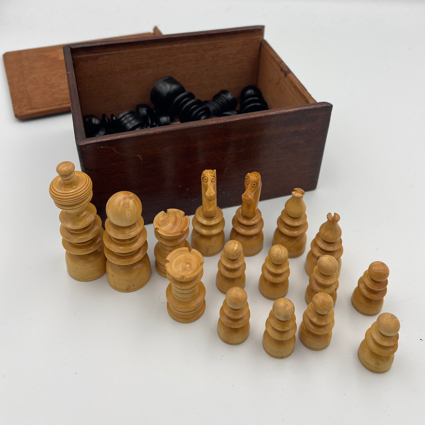 Vintage St George pattern chess set in 1938 wooden box