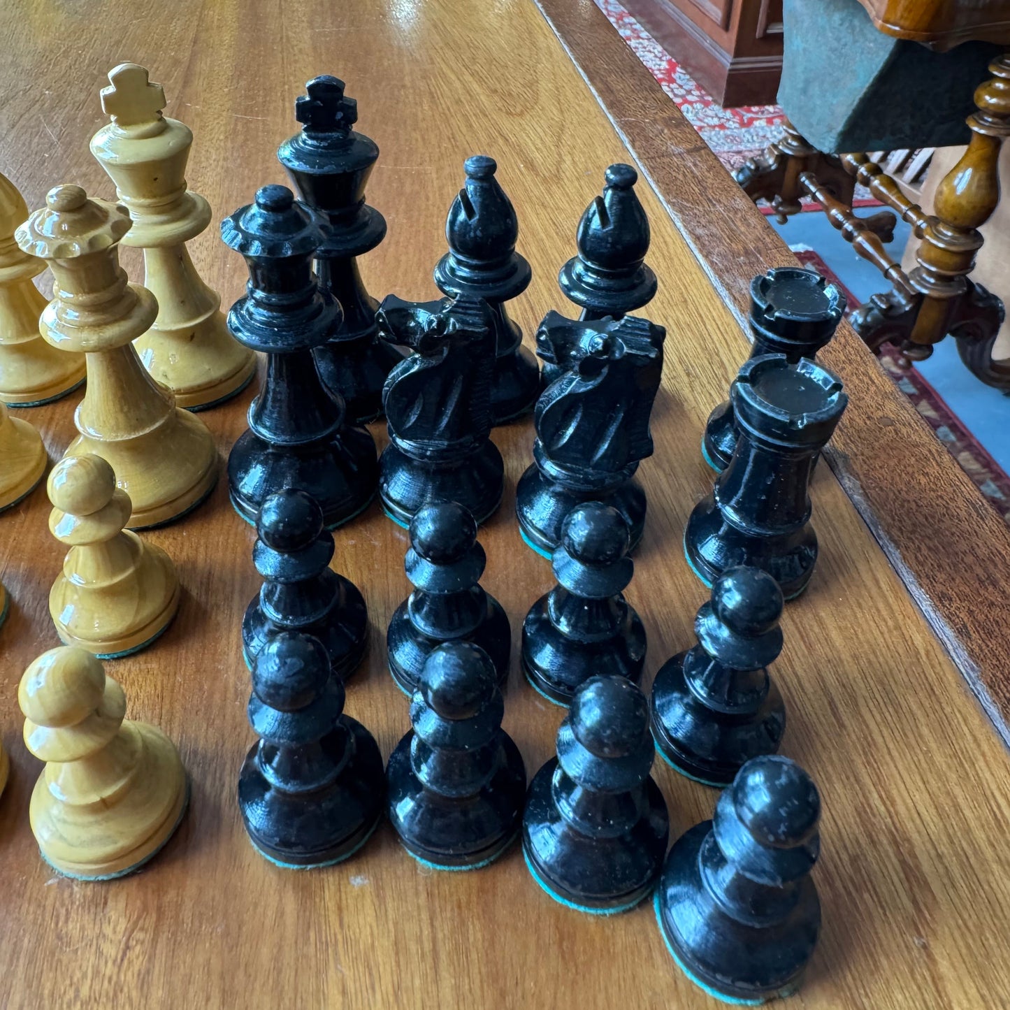 1960s Lardy Staunton chess pieces