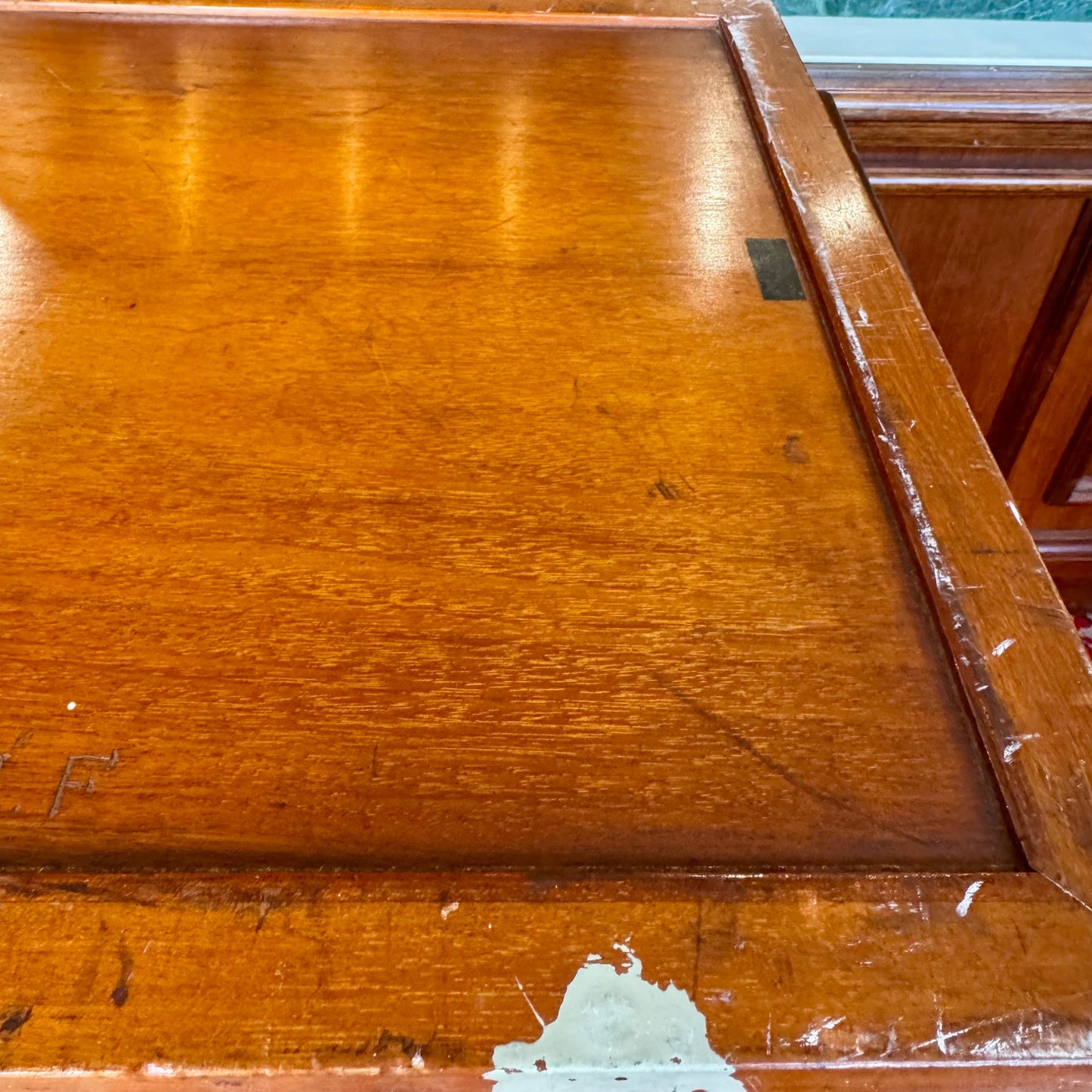 Very rare 1890's Henry Whitty & Son, Jaques & Son of London ship's chess board and pegged pieces.