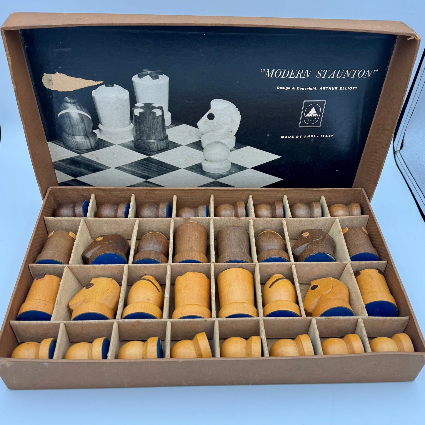 Highly collectible mid century "Modern Staunton" chess set, designed by Arthur Elliott for Anri