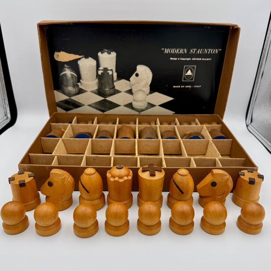 Highly collectible mid century "Modern Staunton" chess set, designed by Arthur Elliott for Anri