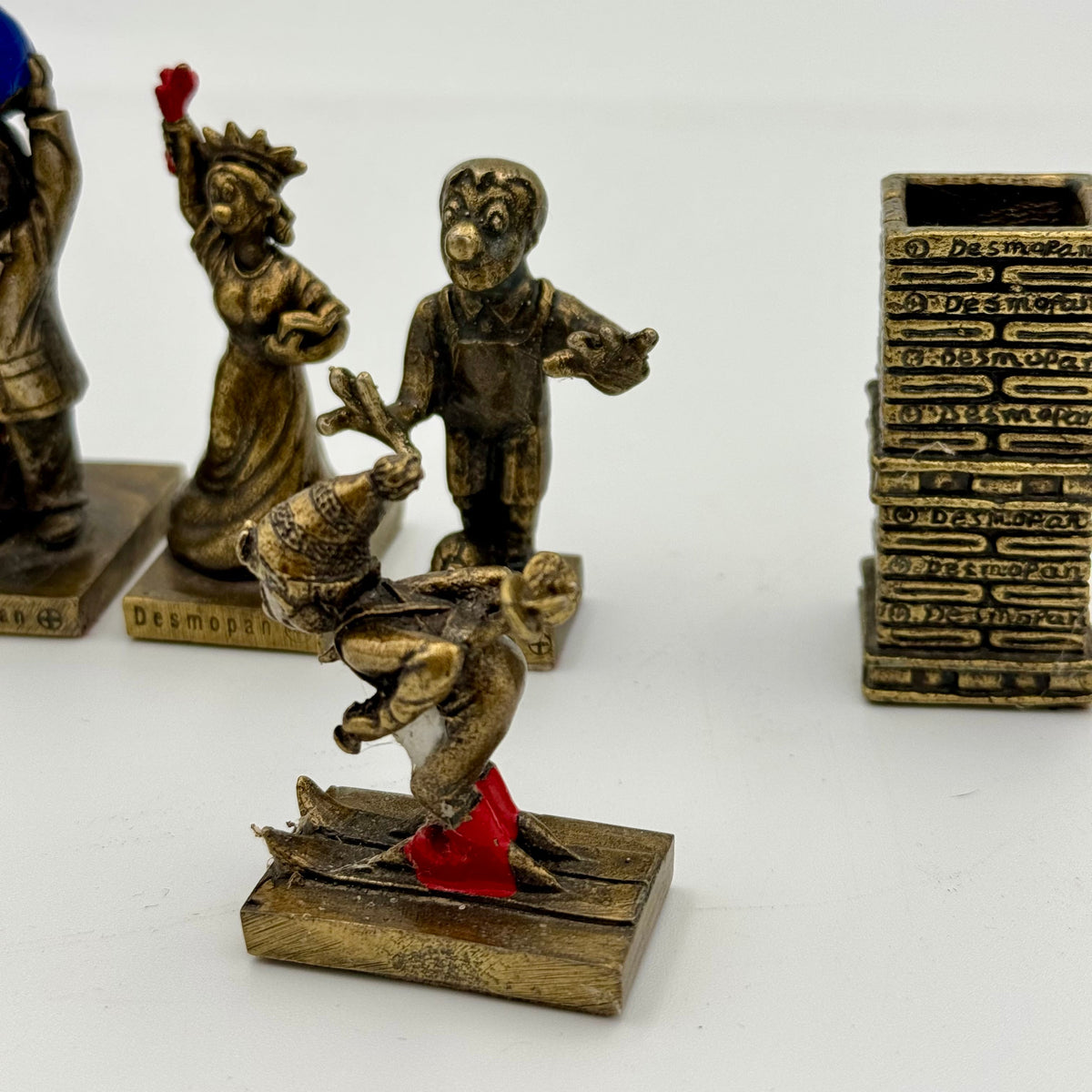 Vintage 1970s Bayer Desmopan chess set