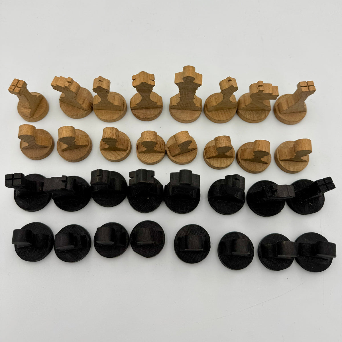An Extremely Rare and Undocumented A.G. Spalding & Bros. Ltd. Prototype Minimalist Chess Set, Circa 1920s–1930s
