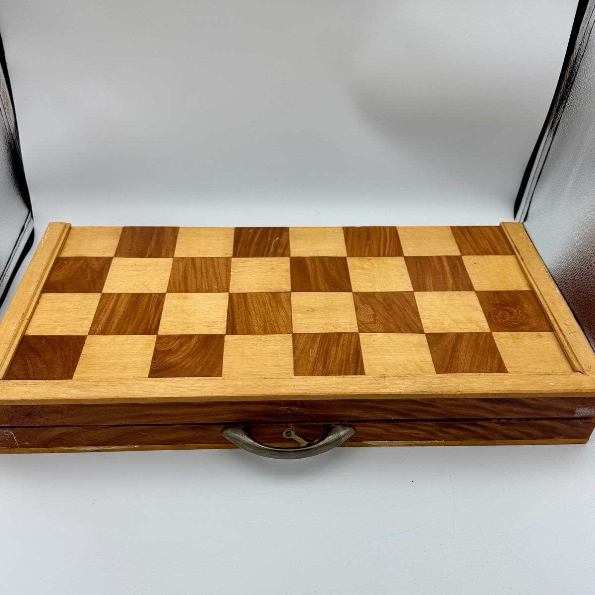 An Exceptionally Large and Fine Vintage Philippine Igorot 'Ifugao' Tribal Chess Set, Circa 1960s/1970s