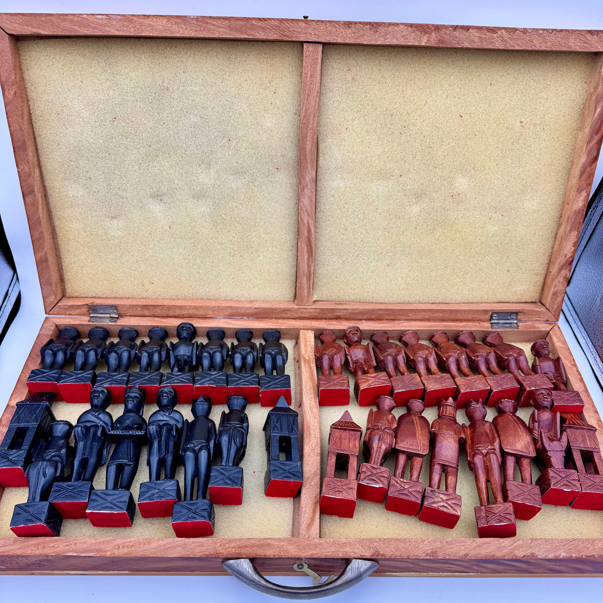 An Exceptionally Large and Fine Vintage Philippine Igorot 'Ifugao' Tribal Chess Set, Circa 1960s/1970s