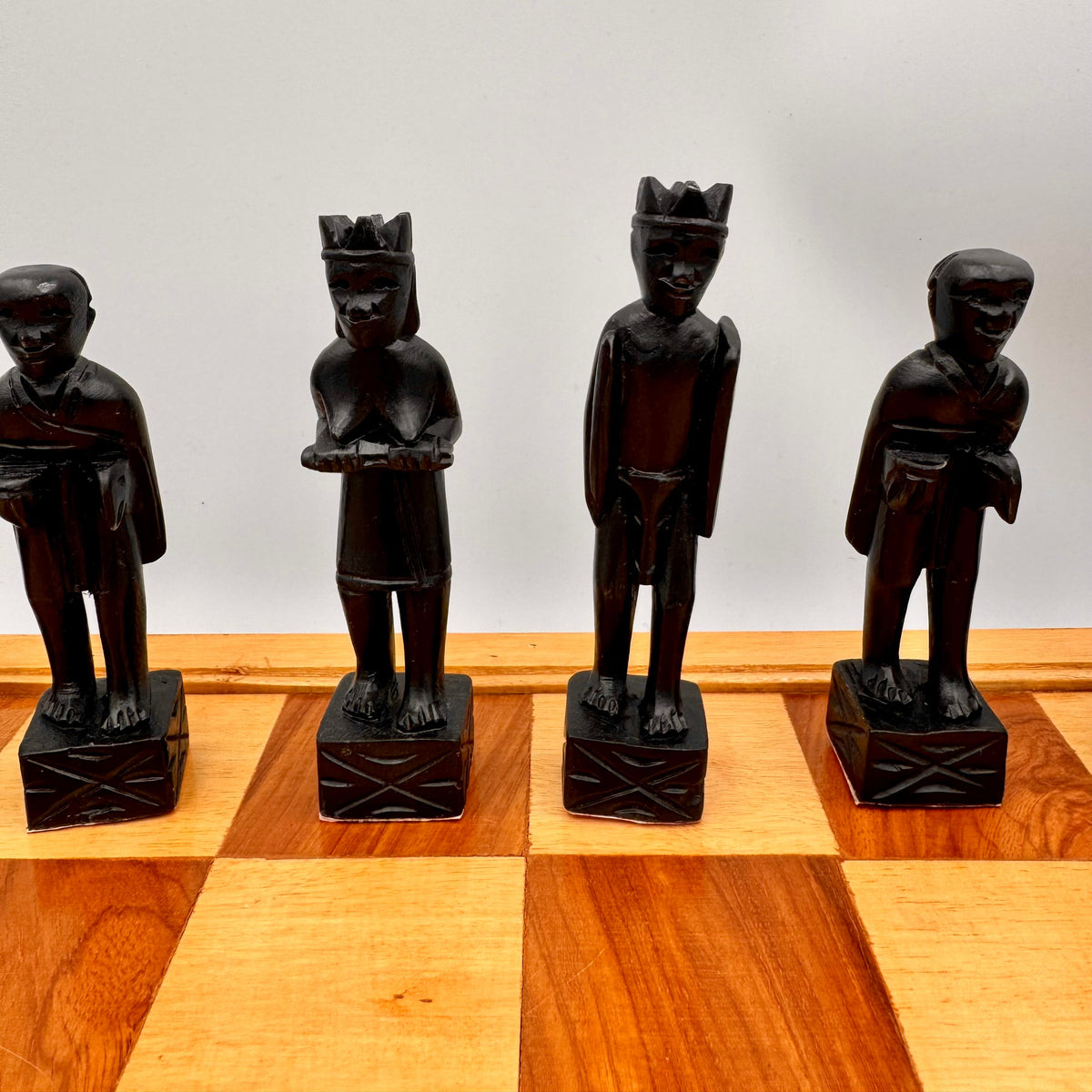 An Exceptionally Large and Fine Vintage Philippine Igorot 'Ifugao' Tribal Chess Set, Circa 1960s/1970s